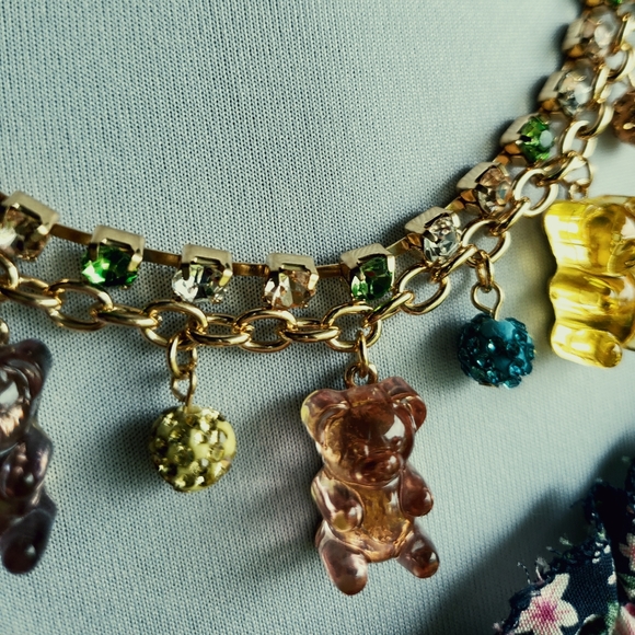 Nwt Betsey Johnson Gummy Bear Frontal Necklace - Picture 12 of 17